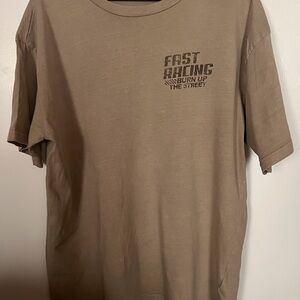 Garage Graphic Beige T Shirt Short Sleeve Size Large